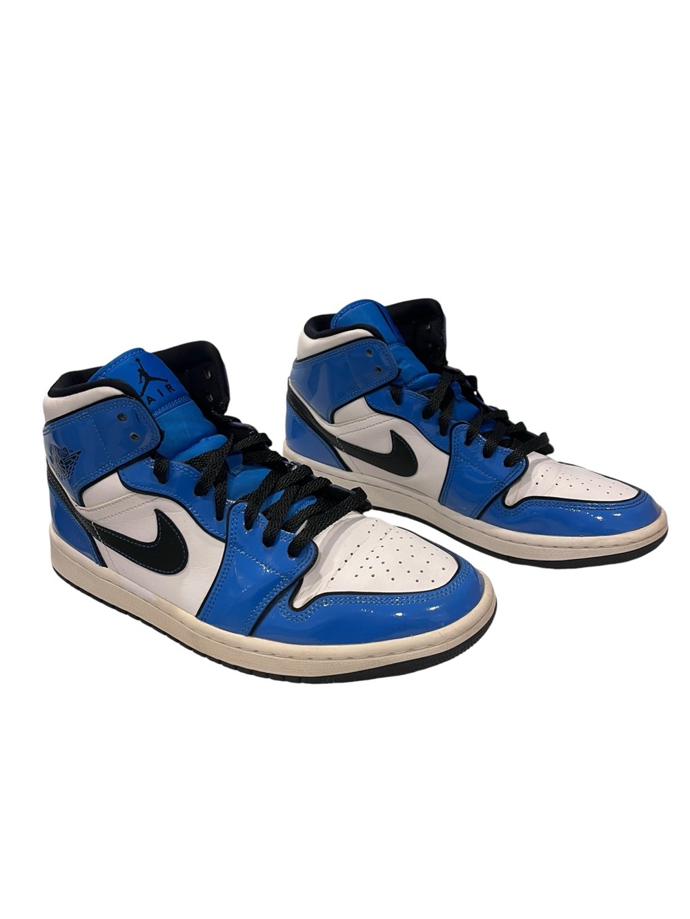 Nike Air Jordan 1 Retro High White, Blue & Black